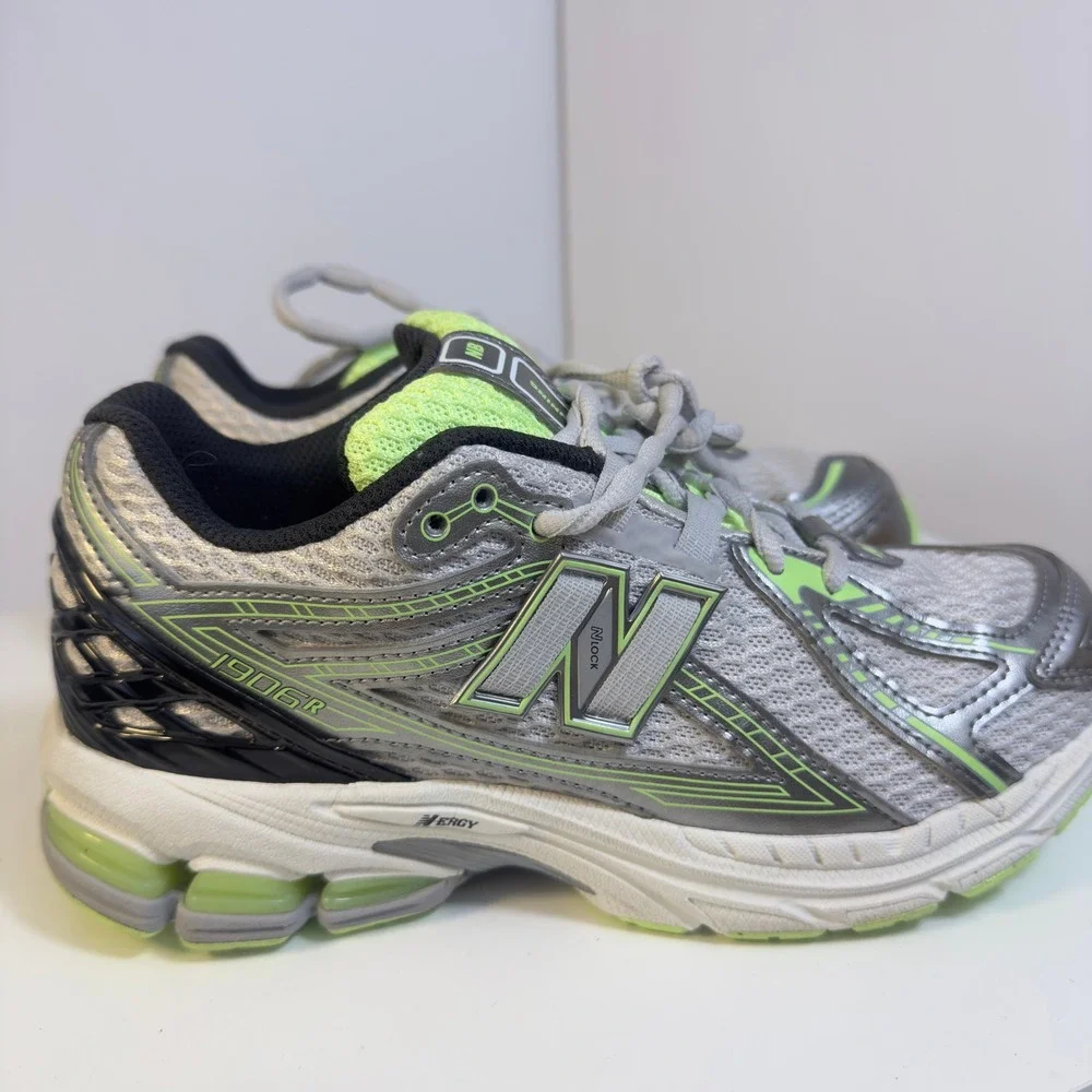 New Balance 1906R Boys 5.5 Silver Lime Green Metallic Running Shoes GC1906CQ
